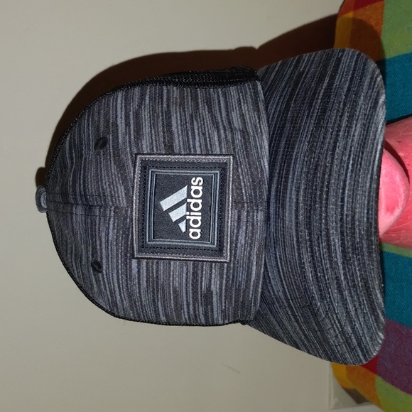 Adidas Climalite Stitched Patch Logo Black Gray A-Flex Fitted Hat Cap S/M - Picture 1 of 11